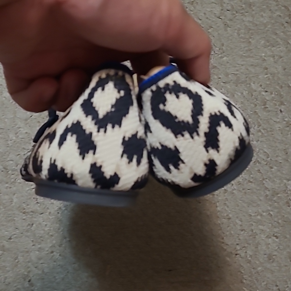 Rothys Sandy Cat Square Mary Jane In Women Size 13 NEW IN BOX - Picture 3 of 7